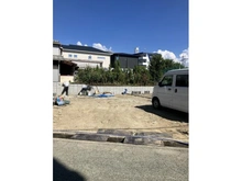 【大阪府/箕面市半町】箕面市半町3丁目　新築戸建　B号棟 現地（建築前）：※全3区画：B号棟（写真中央）