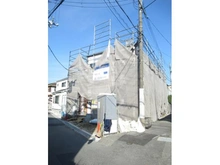 【大阪府/豊中市本町】豊中市本町九丁目　新築戸建　1号棟 建築中の外観：※全2棟の1号棟