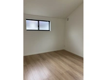 【大阪府/箕面市桜ケ丘】箕面市桜ケ丘五丁目　新築戸建 洋室