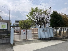 【大阪府/箕面市桜ケ丘】箕面市桜ケ丘五丁目　新築戸建 箕面市立第三中学校（現地より約1,370m）