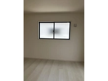 【大阪府/池田市旭丘】池田市旭丘三丁目　新築戸建　1号棟 洋室：※2階約7帖