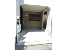 【大阪府/豊中市千里園】豊中市千里園三丁目　　中古戸建 駐車場