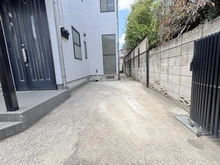 【東京都/練馬区南大泉】練馬区南大泉1丁目中古戸建 アプローチ