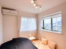 【東京都/練馬区大泉学園町】練馬区大泉学園町4丁目中古戸建 洋室：【家具調度品は価格に含まれません】