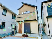 【東京都/西東京市住吉町】西東京市住吉町4丁目 新築戸建 1号棟 外観：外観写真（完成済み）
全2棟（1号棟／写真中央）