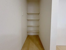 【東京都/西東京市住吉町】西東京市住吉町4丁目 新築戸建 1号棟 収納：パントリー