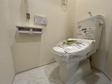 【東京都/西東京市住吉町】西東京市住吉町4丁目新築戸建 2号棟 トイレ