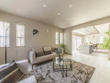 【東京都/練馬区石神井町】練馬区石神井町7丁目新築戸建 リビング・ダイニング：※家具調度品等は販売価格に含まれません。