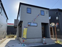 【埼玉県/新座市新堀】新座市新堀2丁目　新築戸建て1号棟 外観：全6棟　写真中央