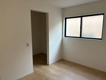 【埼玉県/新座市新堀】新座市新堀2丁目　新築戸建て6号棟 洋室