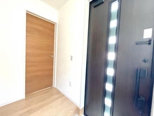 【東京都/八王子市富士見町】八王子市富士見町4期　1号棟 玄関