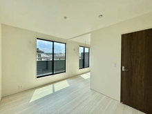 【東京都/昭島市緑町】昭島市緑町3丁目　新築戸建 洋室