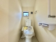 【東京都/立川市幸町】立川市幸町　新築戸建　1号棟 トイレ