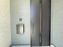 【東京都/日野市新井】日野市新井2丁目　新築戸建　1号棟 玄関