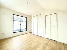 【東京都/日野市新井】日野市新井2丁目 新築戸建 1号棟 洋室:約6.2帖