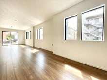 【東京都/日野市新井】日野市新井2丁目 新築戸建 2号棟 リビング・ダイニング