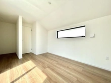 【東京都/日野市新井】日野市新井2丁目 新築戸建 2号棟 洋室:約8.0帖