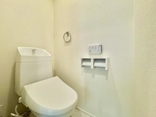 【東京都/八王子市台町】八王子台町4丁目　新築戸建 トイレ：2階お手洗い