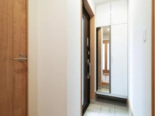 【東京都/立川市柴崎町】立川市柴崎町1丁目　新築分譲住宅　全1棟 玄関