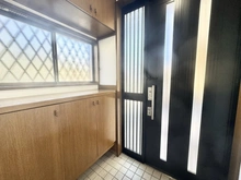 【東京都/日野市西平山】日野市西平山5丁目　中古戸建 玄関