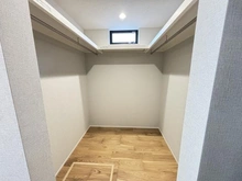 【東京都/豊島区高田】豊島区高田1丁目新築戸建 ウォークインクローゼット
