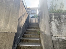 【東京都/北区岸町】北区岸町2丁目中古戸建 アプローチ