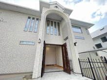 【大阪府/堺市南区槇塚台】堺市南区槇塚台2丁　中古戸建 玄関