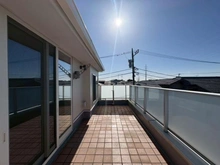 【東京都/世田谷区成城】世田谷区成城2丁目　中古戸建 バルコニー