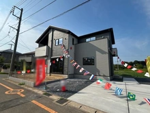 【千葉県/柏市篠籠田】柏市篠籠田　新築戸建　7期1号棟 建築中の外観：全2棟 真ん中