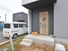 【千葉県/船橋市馬込町】船橋市馬込町　新築戸建　2期2号棟 アプローチ