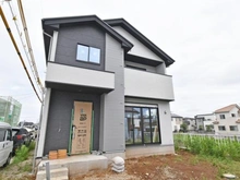 【千葉県/船橋市馬込町】船橋市馬込町　新築戸建　2期2号棟 建築中の外観：全4棟　中央