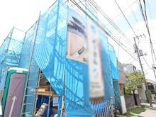 【東京都/世田谷区松原】世田谷区松原4丁目　新築戸建 建築中の外観