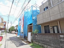 【東京都/世田谷区松原】世田谷区松原4丁目　新築戸建 前面道路