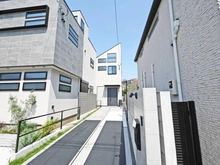【東京都/大田区久が原】リストガーデン久が原5丁目II　2号棟 外観：全3棟右側