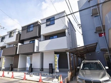 【愛知県/名古屋市西区上名古屋】プレサンスアージュ西区上名古屋4号地 外観:全4棟:一番右が4号棟