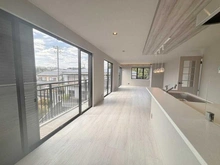 【神奈川県/横浜市泉区新橋町】泉区新橋町　中古戸建て リビング・ダイニング