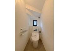 【神奈川県/横浜市泉区新橋町】泉区新橋町　中古戸建て トイレ