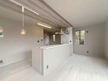 【神奈川県/横浜市泉区新橋町】泉区新橋町　中古戸建て キッチン