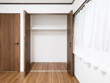 【神奈川県/横浜市南区三春台】南区三春台 中古戸建て 洋室