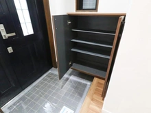 【神奈川県/横浜市南区三春台】南区三春台 中古戸建て 玄関