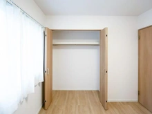 【神奈川県/横浜市磯子区森】磯子区森2丁目　中古戸建て 洋室：収納