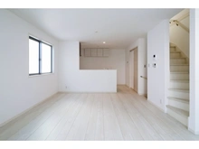 【神奈川県/横浜市神奈川区神大寺】FIORE片倉町IV　新築戸建4号棟/全15棟 LDK