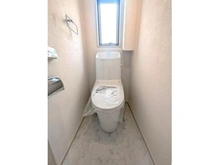 【神奈川県/横浜市金沢区富岡西】金沢区富岡西7丁目　新築戸建て トイレ