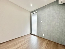 【東京都/新宿区新宿】新宿区新宿6丁目　中古戸建 サービスルーム（納戸）
