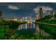 【東京都/新宿区須賀町】新宿区須賀町中古戸建て 外濠公園（現地より約1,300m）