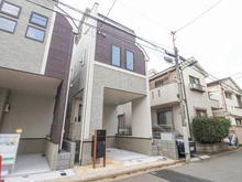 【東京都/北区赤羽北】北区赤羽北3丁目新築戸建　1号棟 外観：全3区画：写真中央