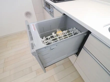 【東京都/北区赤羽北】北区赤羽北3丁目新築戸建　2号棟 キッチン：食器洗乾燥機