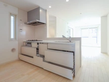 【東京都/北区赤羽北】北区赤羽北3丁目新築戸建　2号棟 キッチン：収納