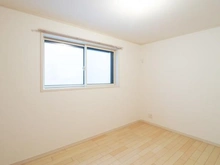 【東京都/北区赤羽北】北区赤羽北3丁目新築戸建　3号棟 サービスルーム（納戸）：1階：約6帖