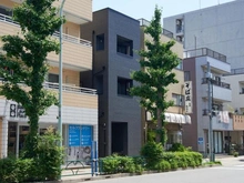 【東京都/北区王子本町】王子本町二丁目借地権付新築戸建 外観：中央の建物